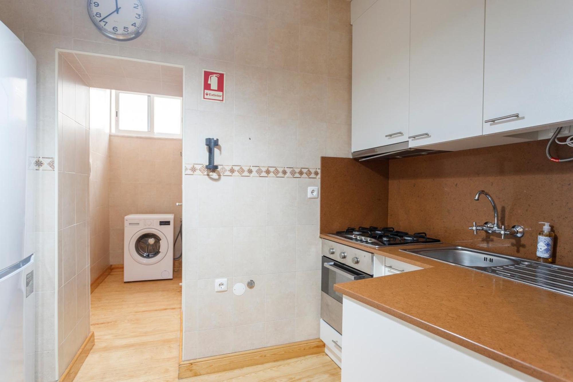 Bica Cozy Apartment Lisbon Exterior photo
